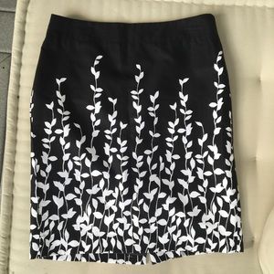 Ann Taylor floral skirt